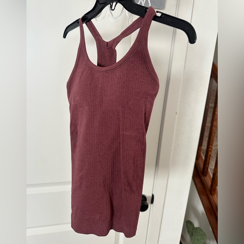 Like new, tight tank with built in bra lululemon